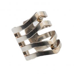 Maria Samora Sterling Silver 'V' Strata Ring with Diamonds in 18k Gold Bezel