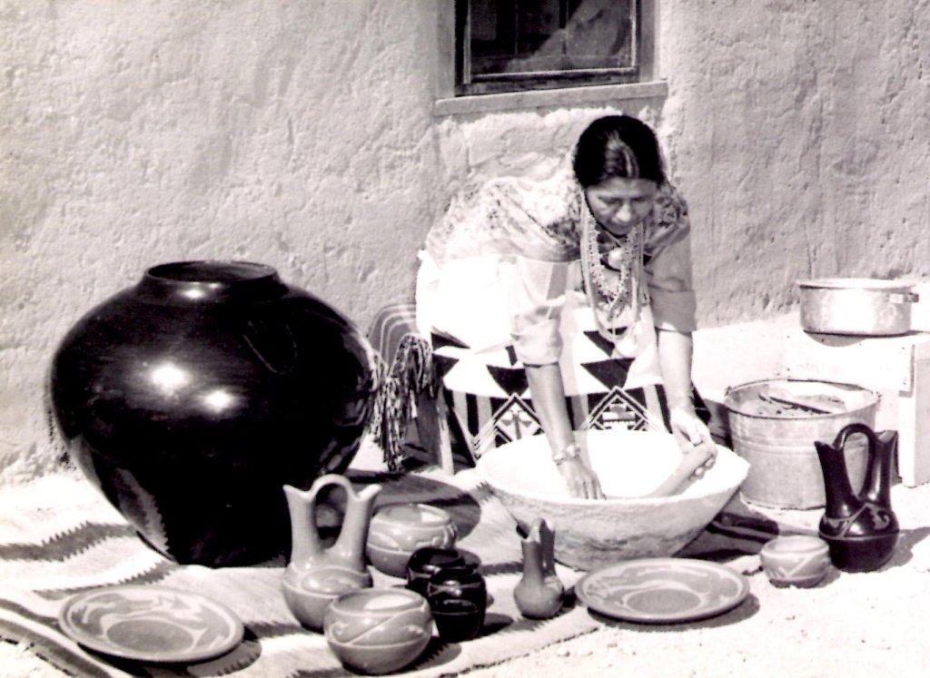 Margaret Tafoya making pottery
