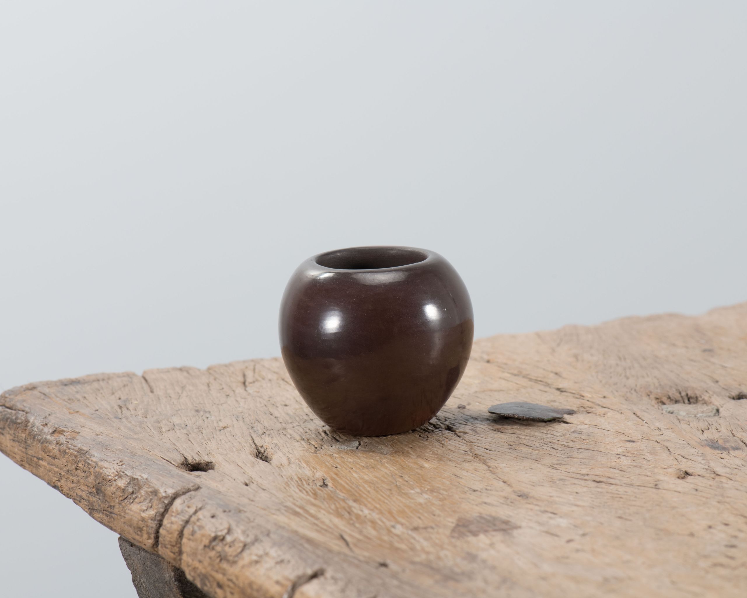 Dora Tse-Pé Pot with Turquoise Cabochon