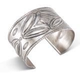 Vintage Navajo Guild Sterling Silver Cuff