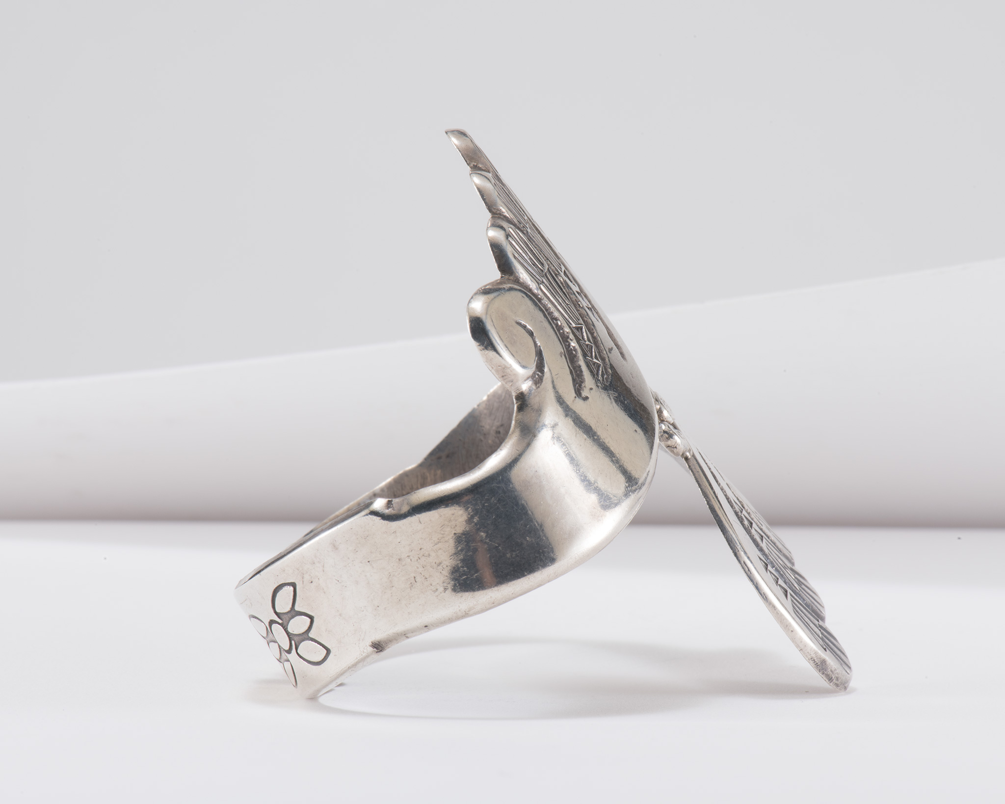 Vintage Navajo Cast Hinge Bracelet