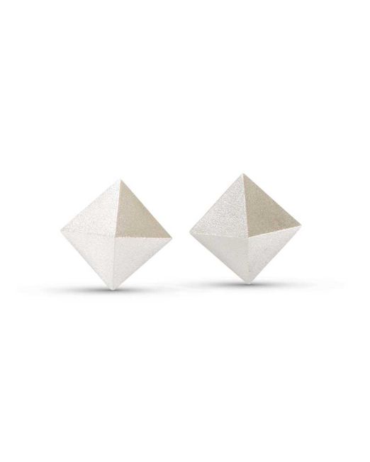 Maria Samora Large Matte Silver Pyramid Studs