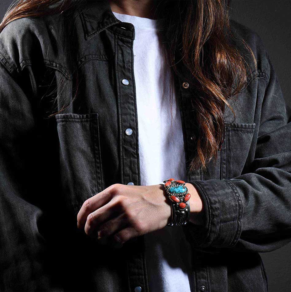 Jeanette Dale Turquoise and Spiny Oyster Shell Cluster Cuff
