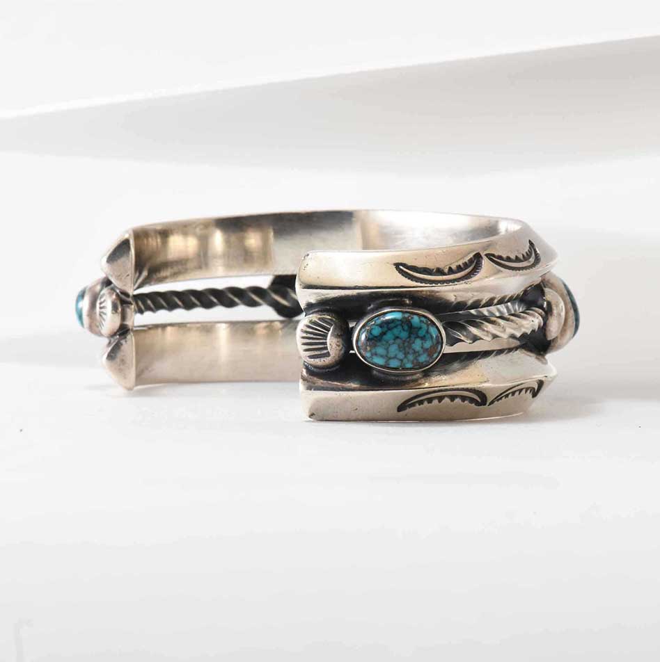 Vintage Navajo Lone Mountain Turquoise Cuff Circa 1940s