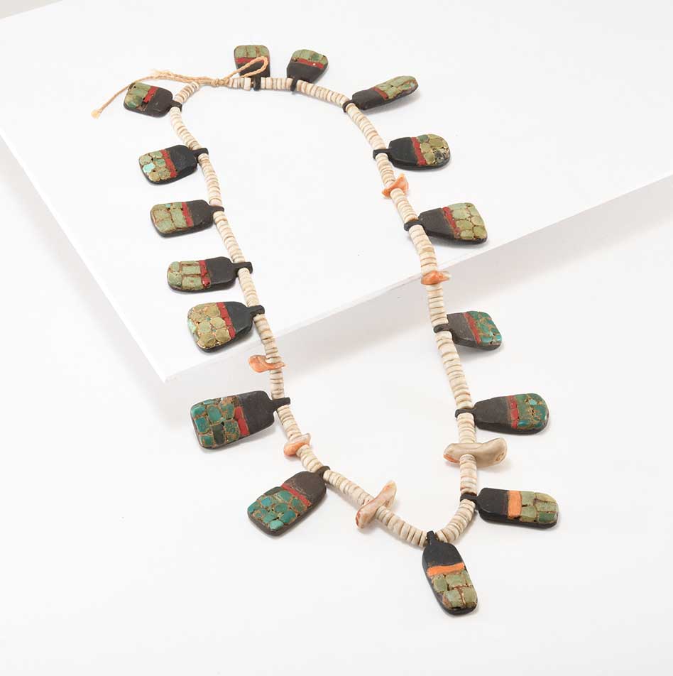 Santo Domingo Pueblo Depression Era Necklace Circa 1930s