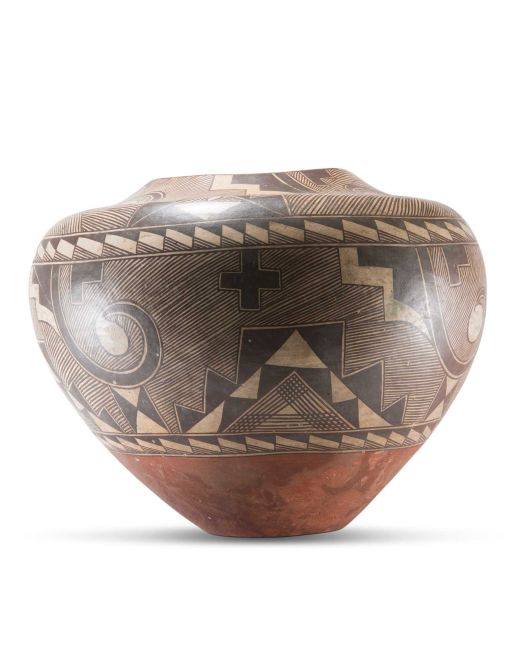 Acoma Elaborate and Pristine Finely Formed Fine Line Water Jar late 19th Century