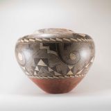 Acoma Elaborate and Pristine Finely Formed Fine Line Water Jar late 19th Century
