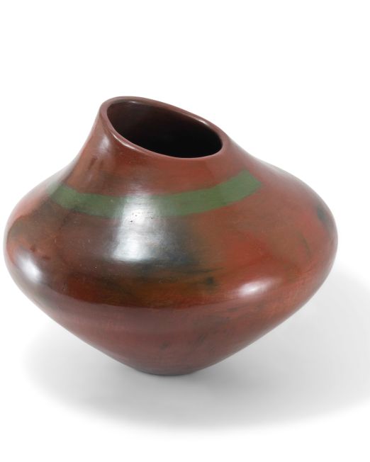 Alice Cling Red Jar with Green Accent